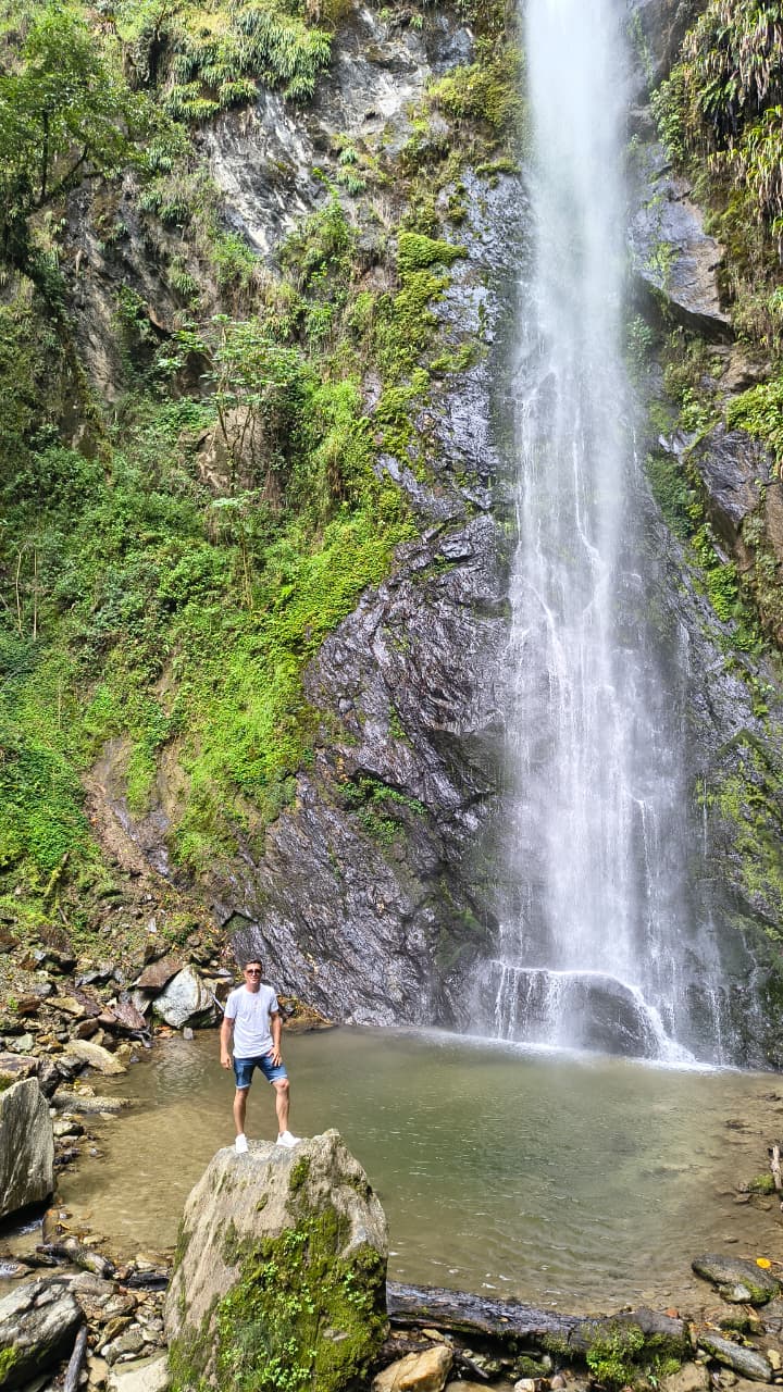 Trekking casa de los colibrís Valle del Cocora y la cascada