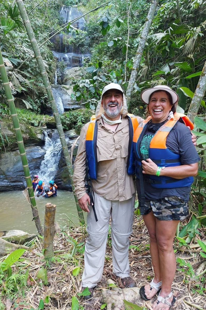 Canotaje o Rafting en el rio la vieja eje cafetero