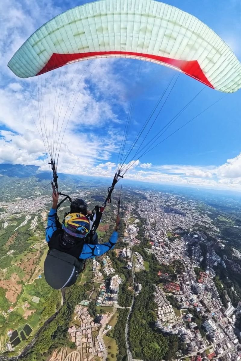 Parapente en buena vista quindio