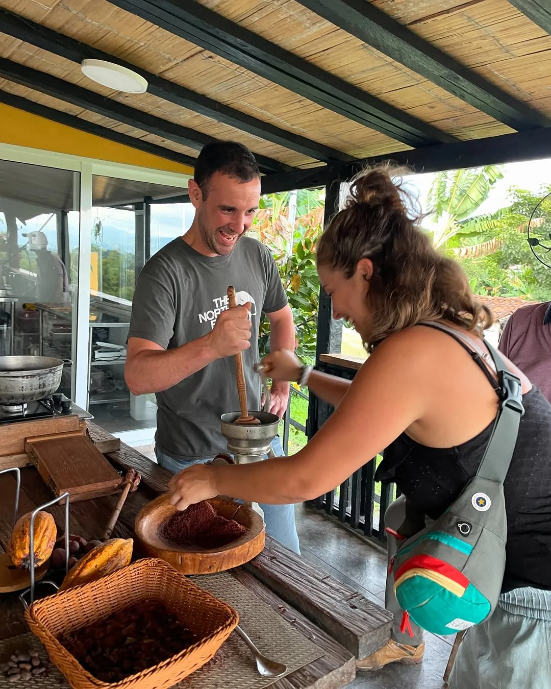 Tour Pasadía de Cacao y finca cafetera en Salento: Experiencia Inmersiva